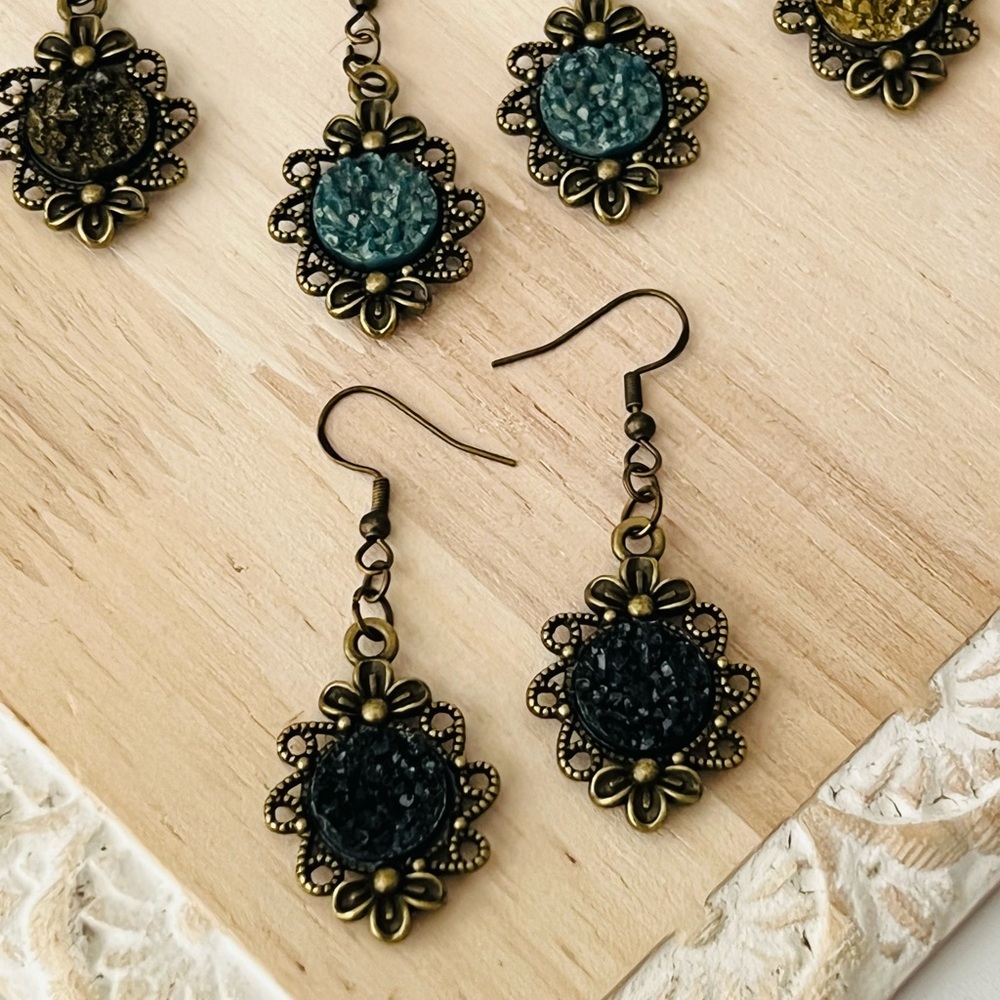 Victorian-Inspired Black and Green Filigree Earrings